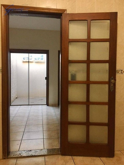 Casa, 4 quartos, 214 m² - Foto 2