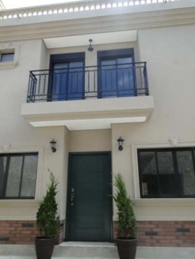 Sobrado, 3 quartos, 238 m² - Foto 1