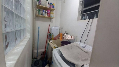 Sobrado, 8 quartos, 221 m² - Foto 4