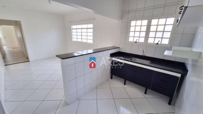 Casa, 3 quartos, 198 m² - Foto 3