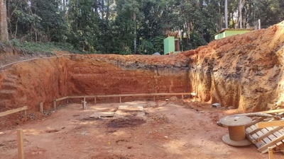 Loteamento e Condomínio, 500 m² - Foto 1