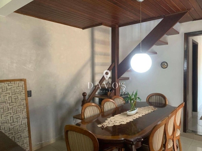 Sobrado, 4 quartos, 212 m² - Foto 1