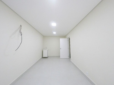 Sobrado, 8 quartos, 240 m² - Foto 3