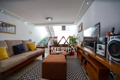 Sobrado, 4 quartos, 256 m² - Foto 1