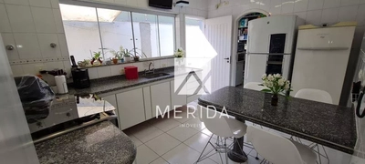 Sobrado, 3 quartos, 326 m² - Foto 2