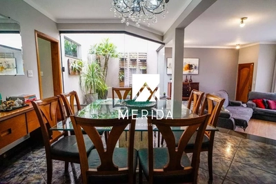 Casa, 3 quartos, 251 m² - Foto 3