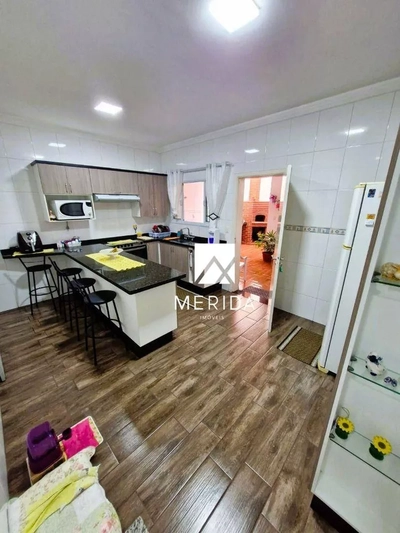 Sobrado, 3 quartos, 238 m² - Foto 5