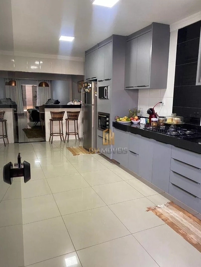 Casa, 2 quartos, 127 m² - Foto 1