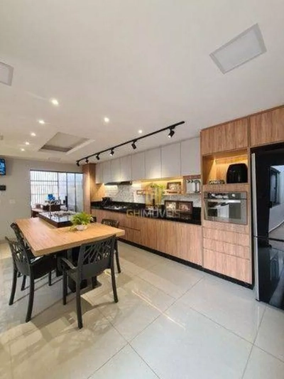 Sobrado, 3 quartos, 254 m² - Foto 2