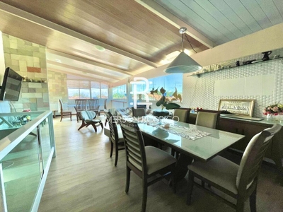 Casa, 3 quartos, 210 m² - Foto 1