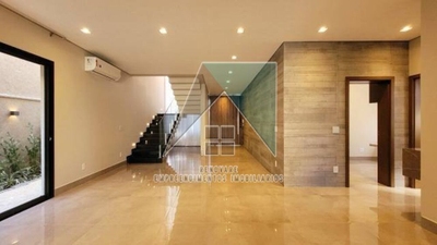 Sobrado, 3 quartos, 375 m² - Foto 1