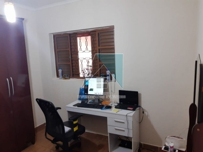 Casa, 3 quartos, 213 m² - Foto 1