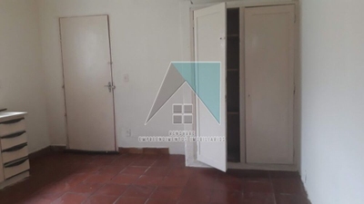 Casa, 2 quartos, 189 m² - Foto 1