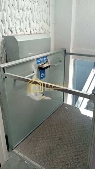 Sobrado, 3 quartos, 373 m² - Foto 1