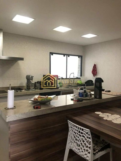 Apartamento, 3 quartos, 206 m² - Foto 2