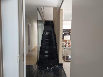 Sobrado, 3 quartos, 420 m² - Foto 1