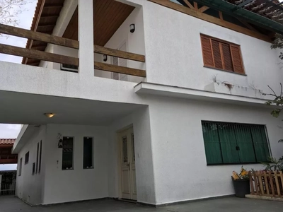 Sobrado, 3 quartos, 330 m² - Foto 1