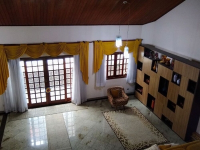 Sobrado, 4 quartos, 319 m² - Foto 2