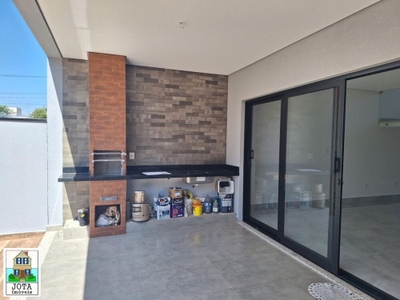 Sobrado, 3 quartos, 250 m² - Foto 1