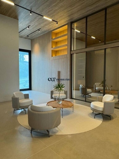 Sobrado, 4 quartos, 703 m² - Foto 1