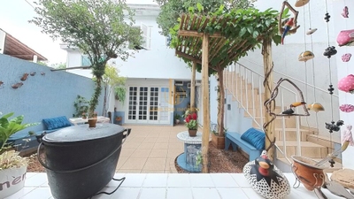 Casa, 3 quartos, 241 m² - Foto 3