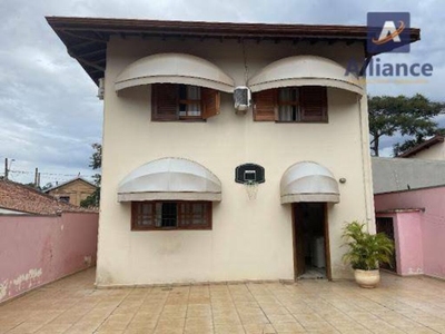 Casa, 3 quartos, 230 m² - Foto 1