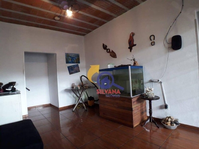 Casa, 3 quartos, 210 m² - Foto 2