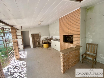 Casa, 4 quartos, 185 m² - Foto 1