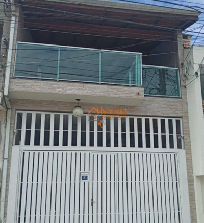 Sobrado, 4 quartos, 211 m² - Foto 1