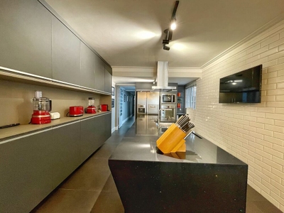 Sobrado, 3 quartos, 431 m² - Foto 3