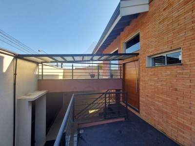 Casa, 3 quartos, 210 m² - Foto 2