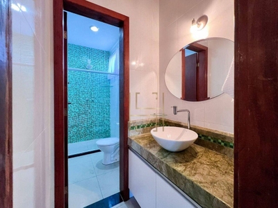 Casa, 3 quartos, 232 m² - Foto 1