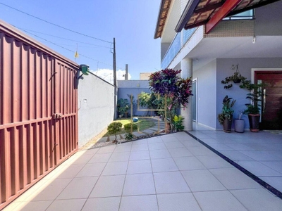 Casa, 3 quartos, 232 m² - Foto 3