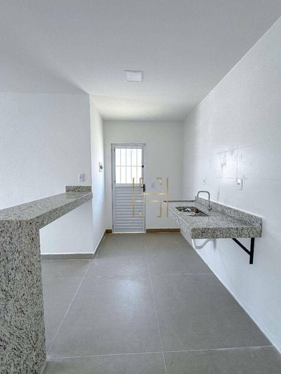 Casa, 3 quartos, 81 m² - Foto 2