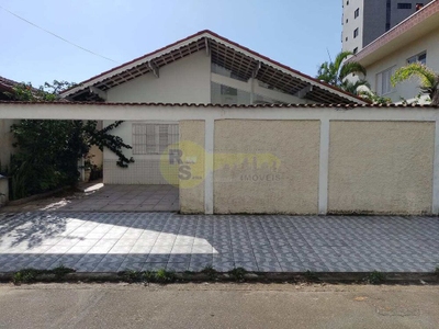 Casa, 3 quartos, 250 m² - Foto 1