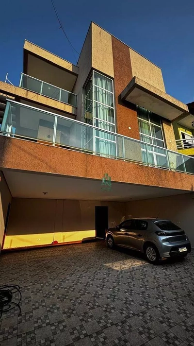 Sobrado, 3 quartos, 316 m² - Foto 1