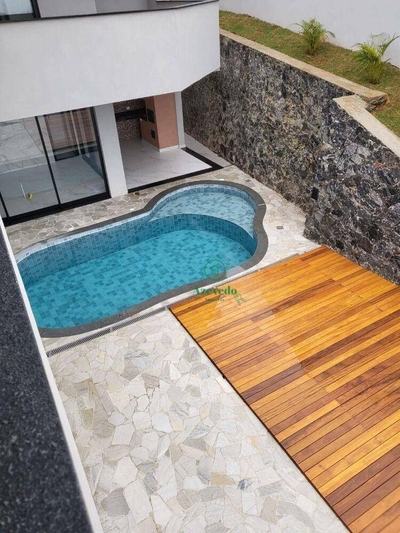 Sobrado, 3 quartos, 355 m² - Foto 2