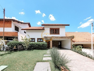 Casa, 4 quartos, 380 m² - Foto 1