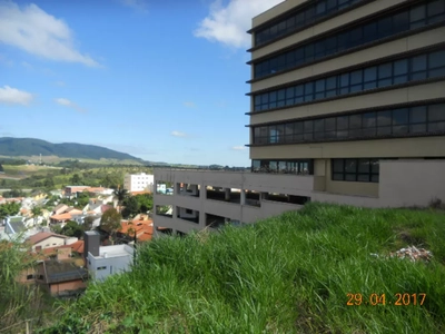 Loteamento e Condomínio - Foto 1