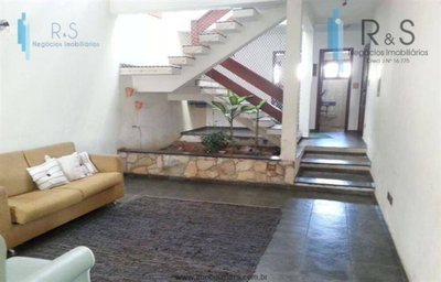 Casa, 4 quartos, 348 m² - Foto 1