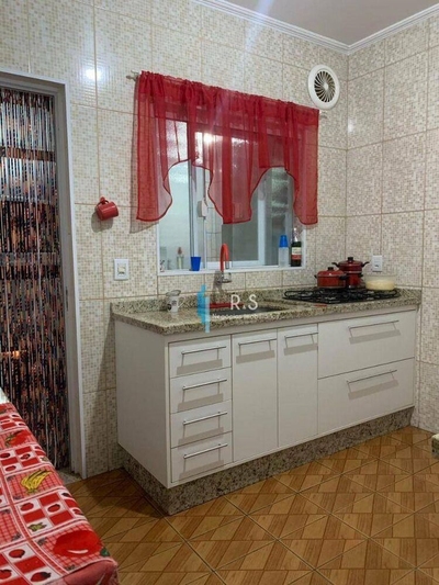 Casa, 6 quartos, 165 m² - Foto 3