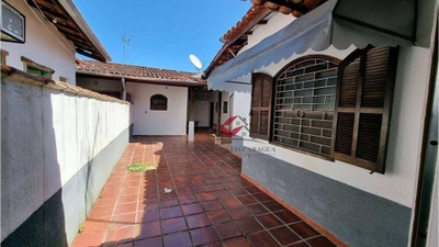 Casa, 5 quartos, 131 m² - Foto 5