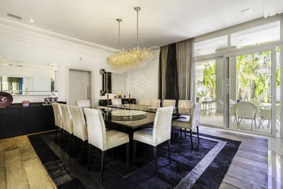 Casa, 4 quartos, 1500 m² - Foto 1