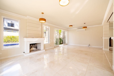 Casa, 4 quartos, 400 m² - Foto 1