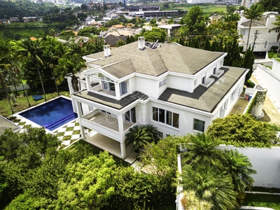 Casa, 5 quartos, 1900 m² - Foto 1