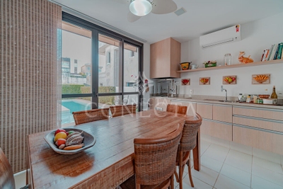 Casa, 4 quartos, 420 m² - Foto 1