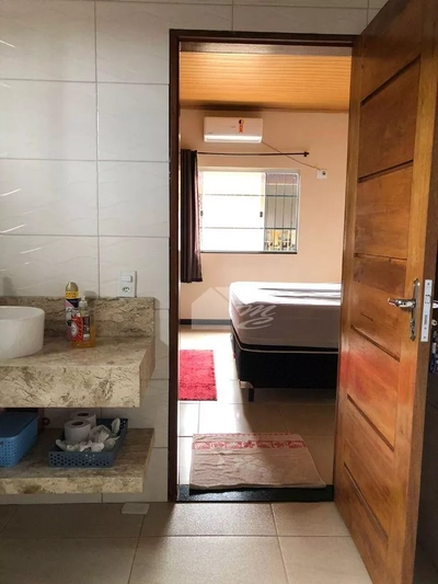 Casa, 4 quartos, 182 m² - Foto 2