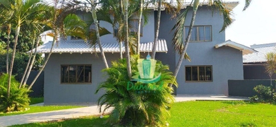 Sobrado, 4 quartos, 489 m² - Foto 1