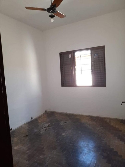 Casa, 3 quartos, 205 m² - Foto 2