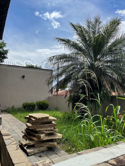 Casa, 3 quartos, 232 m² - Foto 2